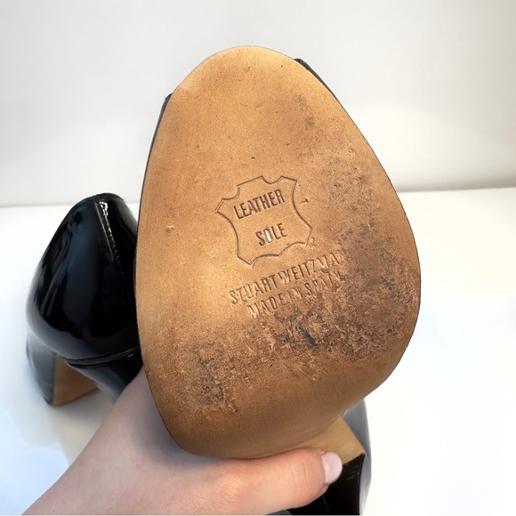 Like new! Stuart Weitzman Black Patent Platform Round Toe Pumps Size 6 - Picture 8 of 8